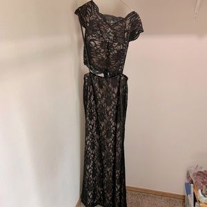 Black lace two-piece dress.